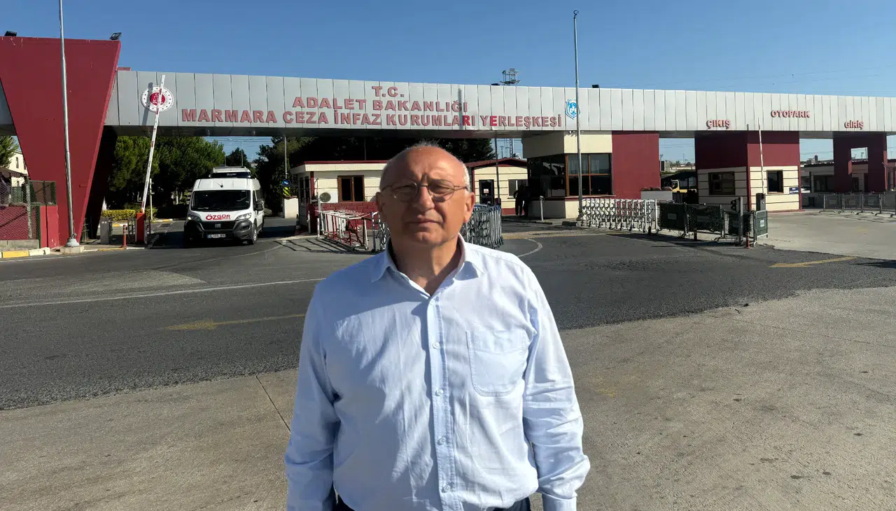 CHP’li Utku Çakırözer Ziyaret Etti: Silivri Cezaevi “Adaletsizliğin Kalesi” Oldu