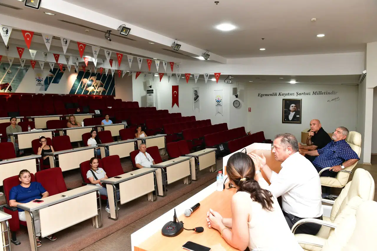 Çiğli'de Pastacılık Kursları Başladı: 30 Kursiyer İstihdam Garantisiyle Eğitime Katılıyor!