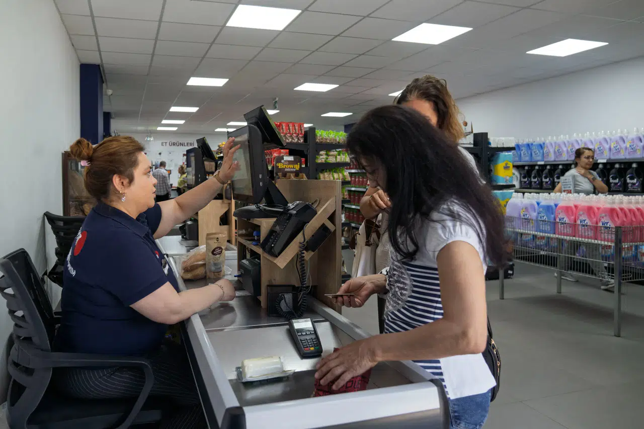 İZMAR mağazaları İzmirlilerden tam not alıyor, güvenli gıda ve uygun fiyat sunuyor!