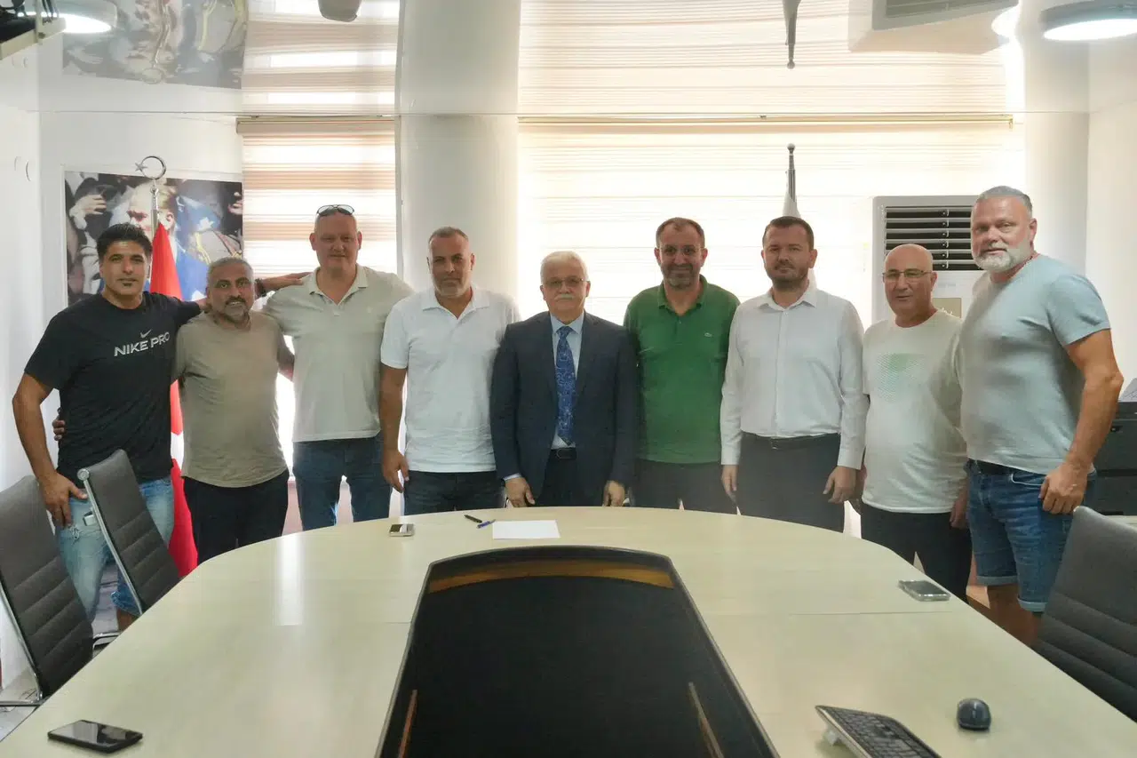 Burhaniye Belediyespor, Alper Yeşil ile sezona şampiyonluk hedefiyle başladı!