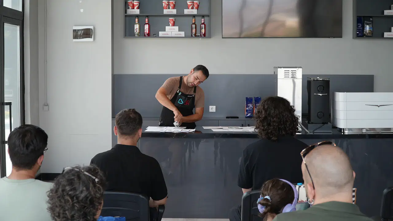 Balıkesir’de Kahve Tutkunlarına Müjde: Barista Akademisi Yeni Kursunu Başlattı!