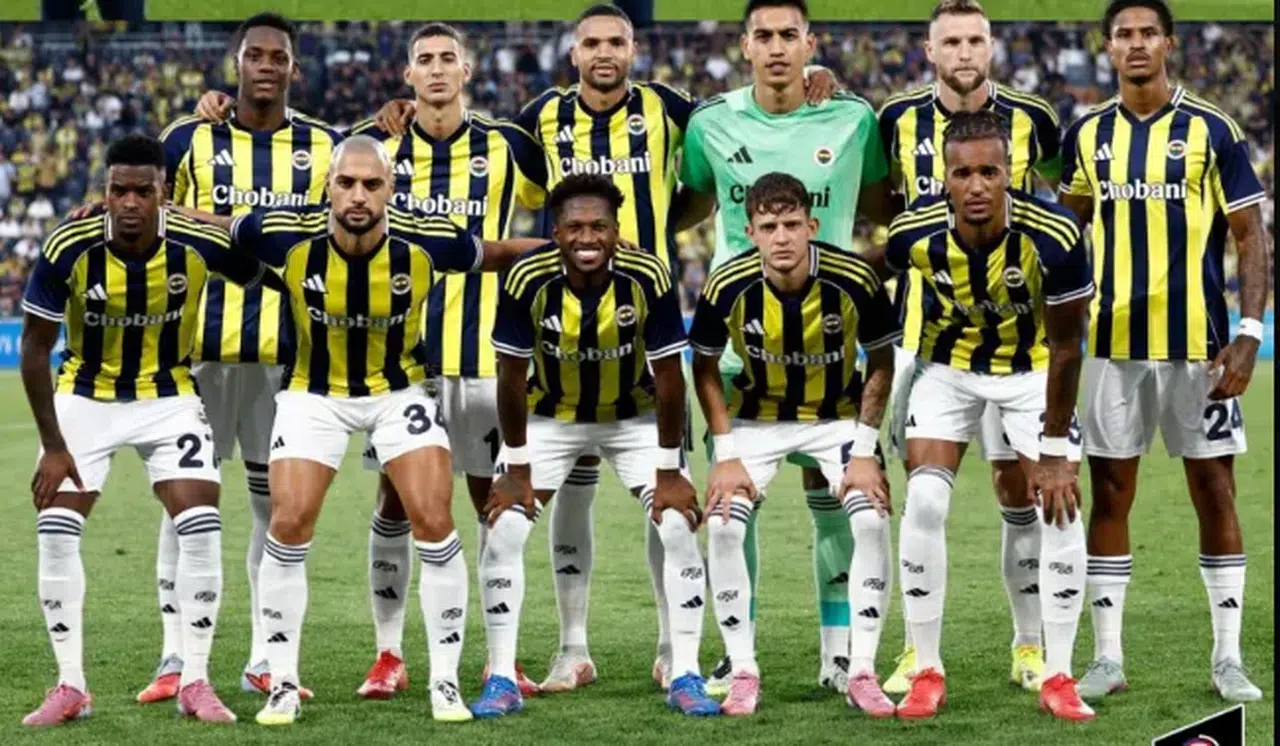 Fenerbahçe-Benfica Şampiyonlar Ligi maçı ilk 11'ler belli oldu! Kerem Aktürkoğlu ilk 11'de...