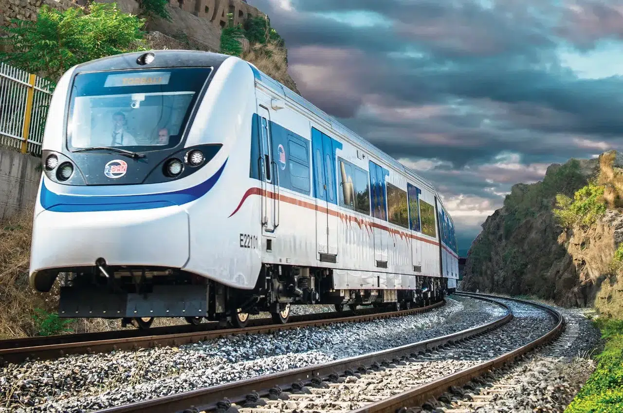 İzmir'de toplu ulaşım fiyatları artıyor, aktarma süreleri değişiyor!