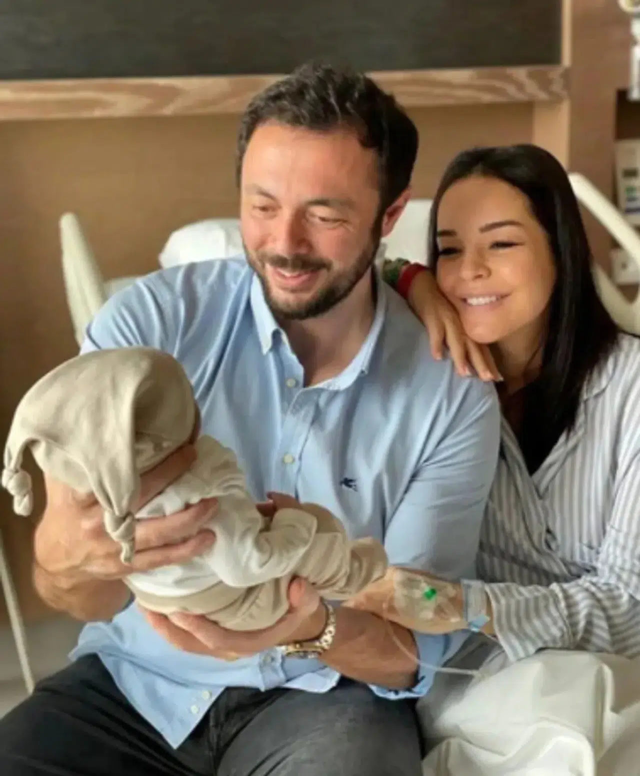 Bengü ve Eski Eşi Selim Selimoğlu Kızları Zeynep’in Doğum Gününü Bu Yıl Ayrı Kutladı