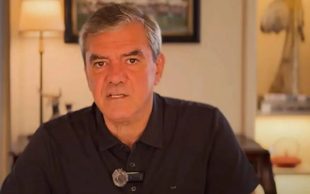 Yılmaz Özdil: Hani biz bunların sağ gözüydük, eliydik, bunlarsız deliydik filan?