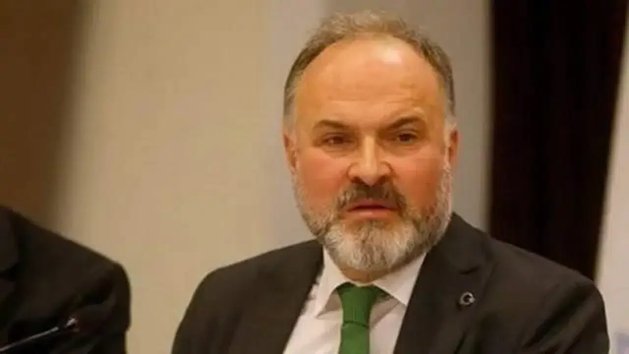 Cumhurbaşkanı başdanışmanı istifa etti