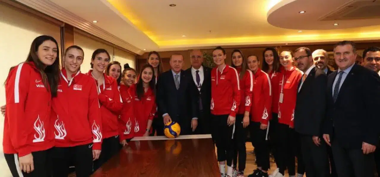 Erdoğan'dan Filenin Sultanlarını tebrik etti