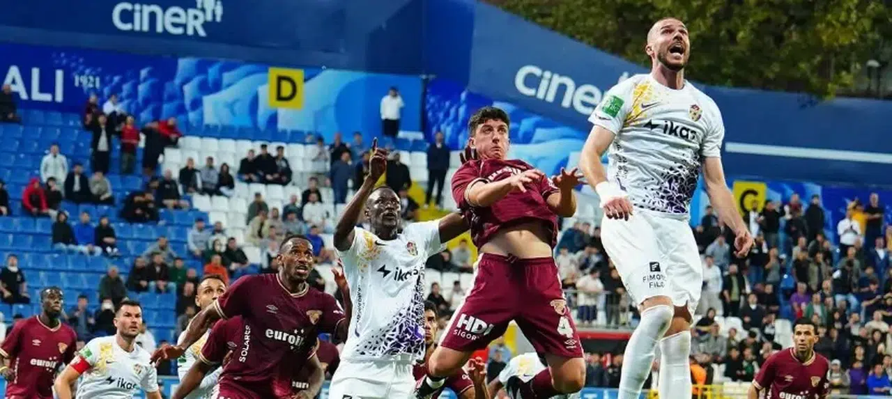 Eyüpspor ve Göztepe 0-0 berabere kalarak puanları paylaştı