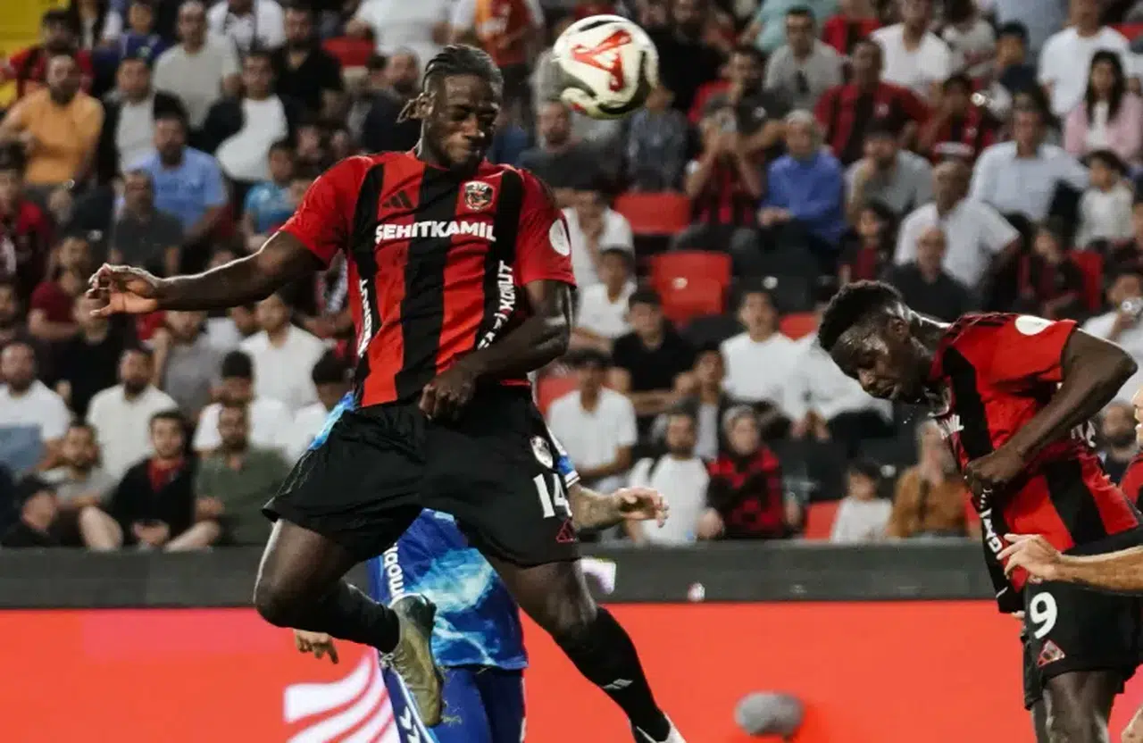 Gaziantep FK ve Samsunspor 2-2'lik eşitlikle sahadan ayrıldı