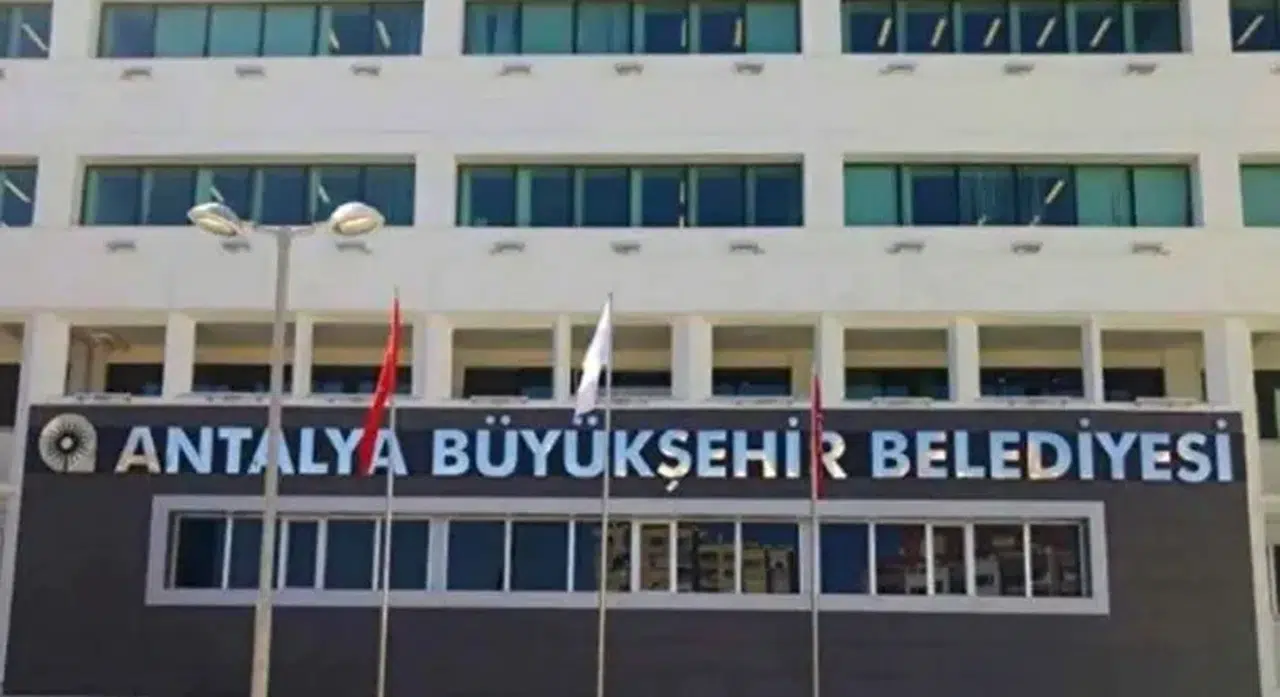 Antalya Büyükşehir Belediyesi soruşturmasında etkin pişmanlıktan yararlanan 3 kişiye tahliye