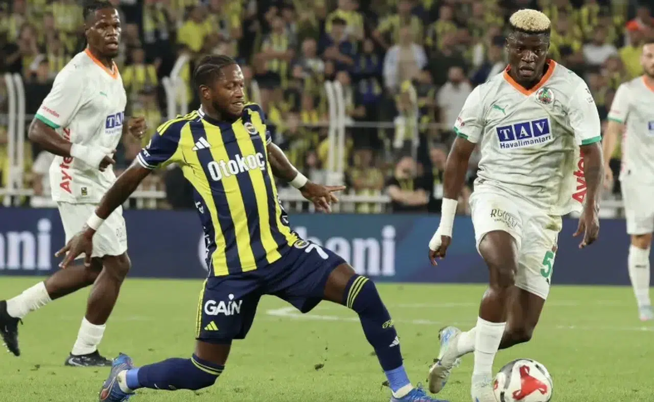 Fenerbahçe-Alanyaspor maçı 2-2 sona erdi