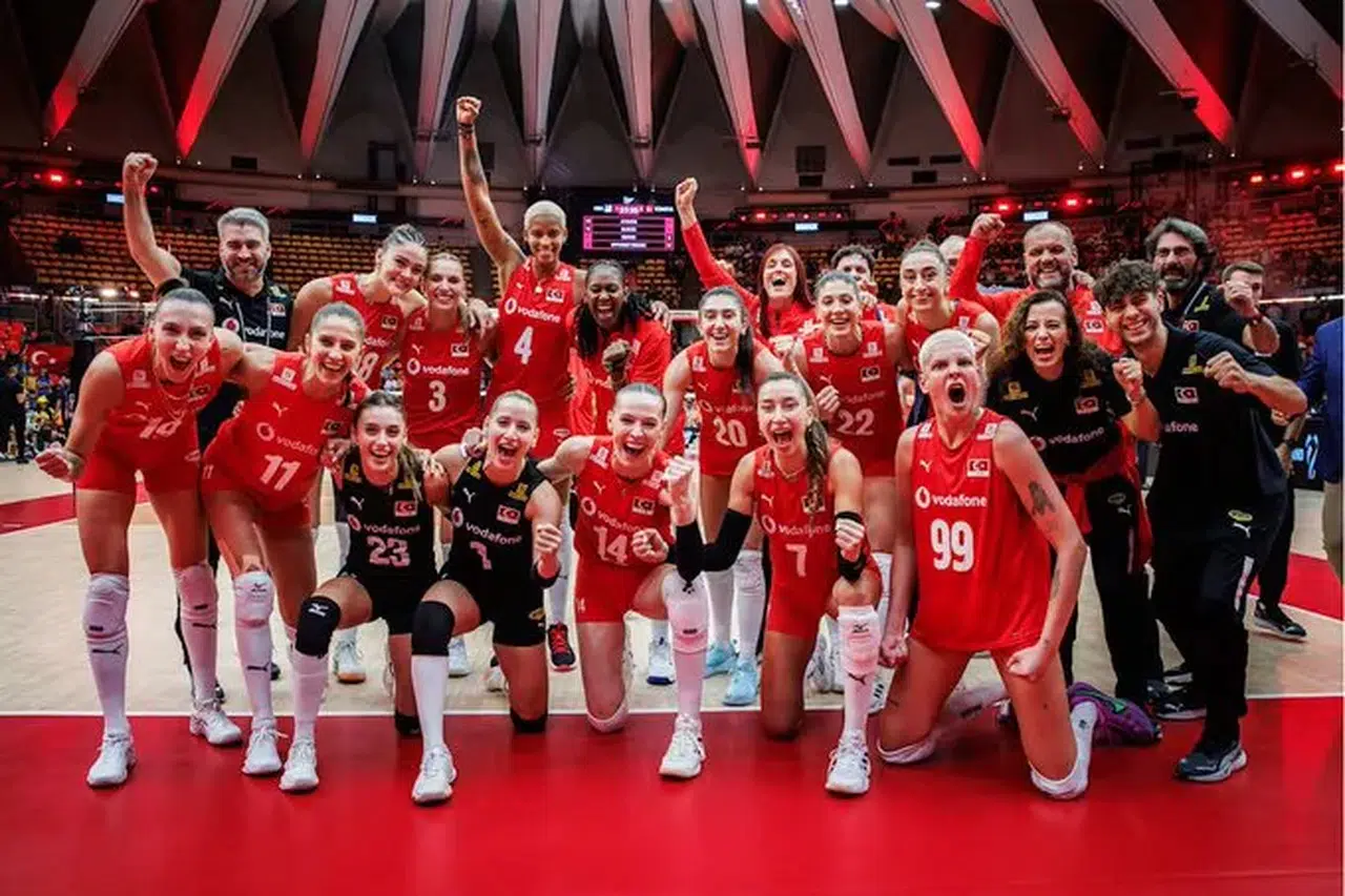 Filenin Sultanları Japonya'yı 3-1 Mağlup Ederek Finale Yükseldi
