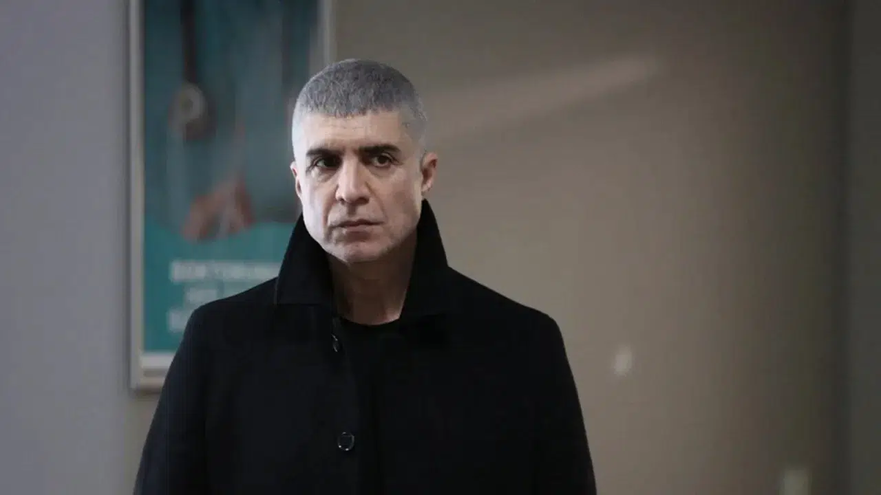 Özcan Deniz'in babası hastaneye kaldırıldı!