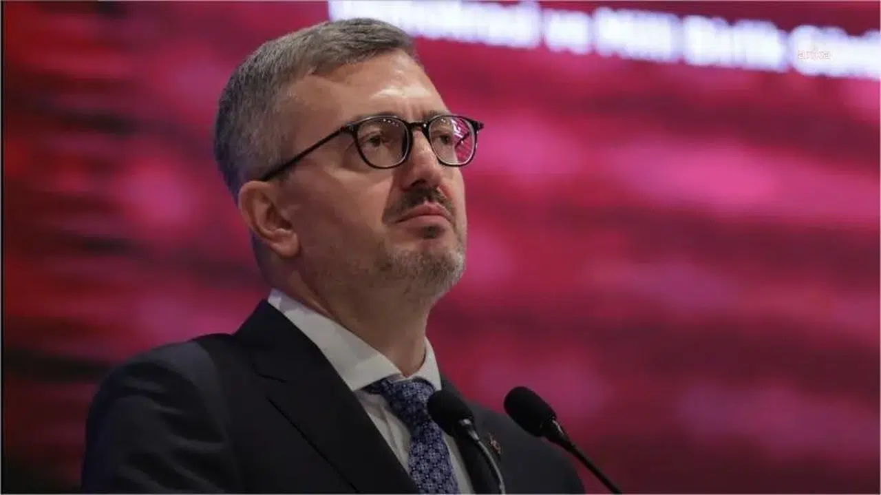 Cumhurbaşkanlığı İletişim Başkanı Duran'dan Özgür Özel'e: Siyasi çaresizliğin en dip noktası