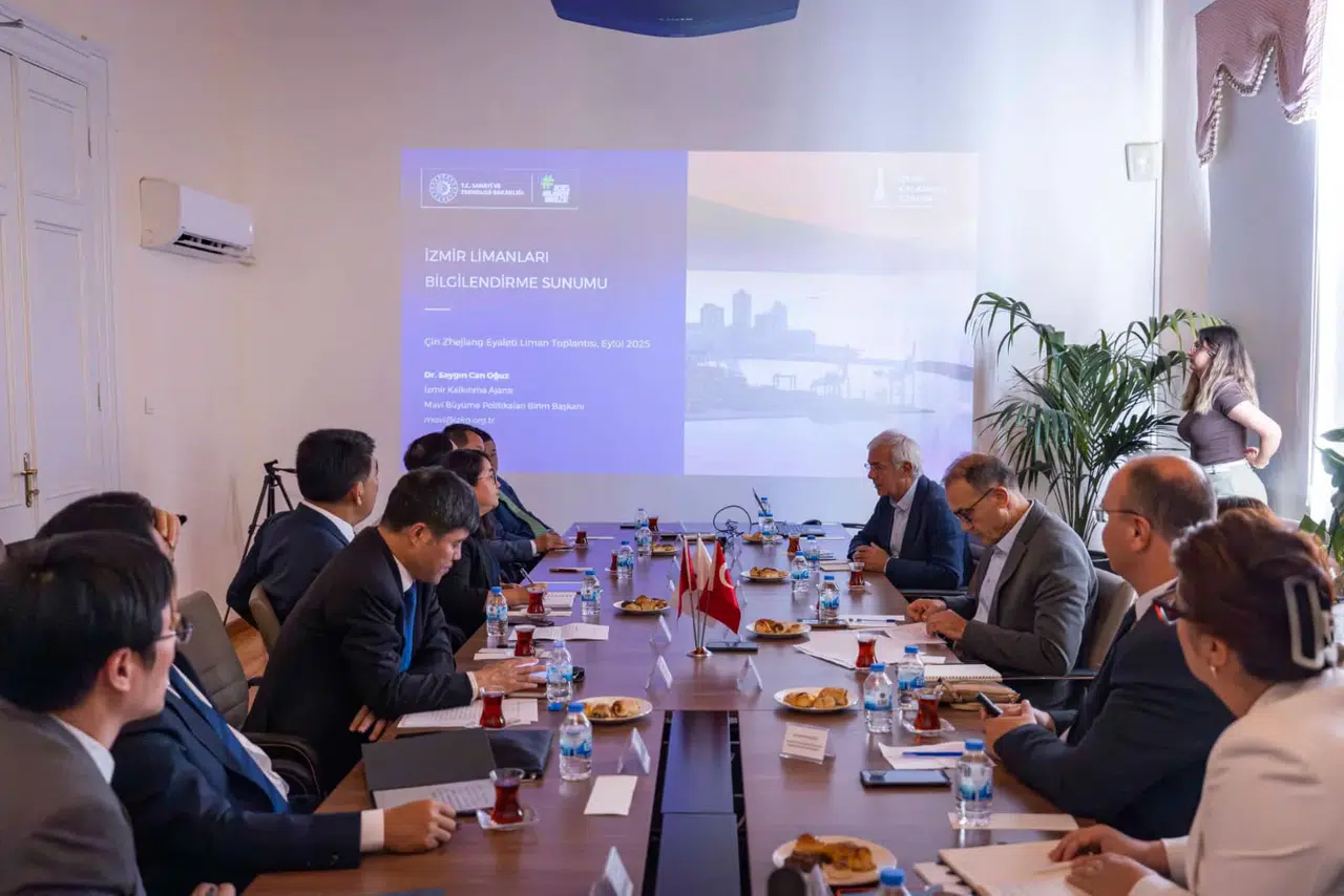 İzmir ve Zhejiang Eyaleti, iş birliği için deniz ulaşımı ve çevre konularında buluştu
