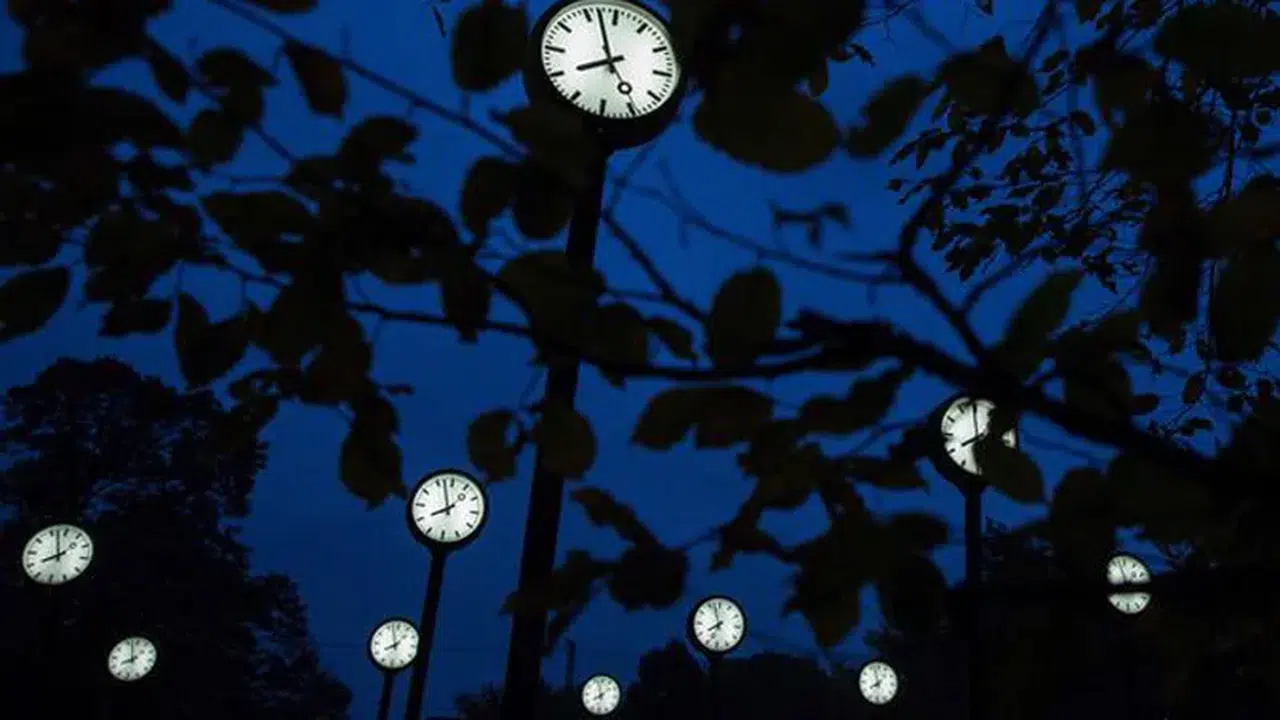 CHP'li Nimet Özdemir'den kalıcı yaz saati uygulamasına itiraz: Öğrenciler için zarar verici!