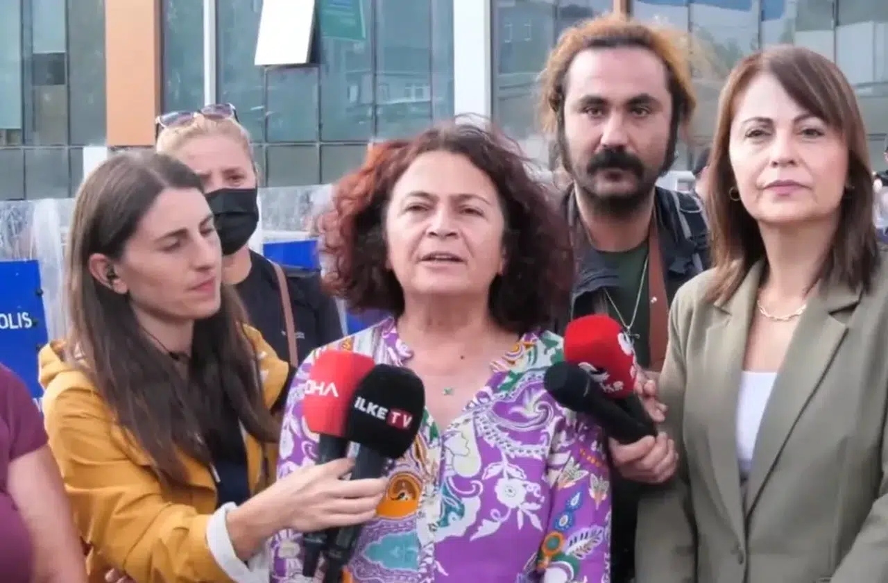 DEM Parti, CHP İstanbul İl Başkanlığı'nda Özgür Çelik'e destek verdi, iktidara çok sert yüklendi