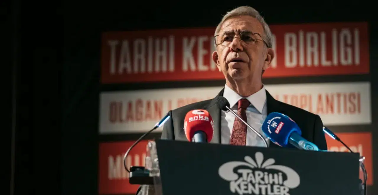 Mansur Yavaş'tan Neşet Ertaş anması: Nerede bir türkü söyleyen görürsen korkma, yanına otur. Çünkü kötü insanların türküsü olmaz