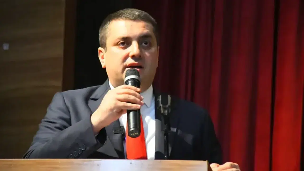 Torbalı Belediye Başkanı Övünç Demir'den şehit polislerimiz için başsağlığı mesajı