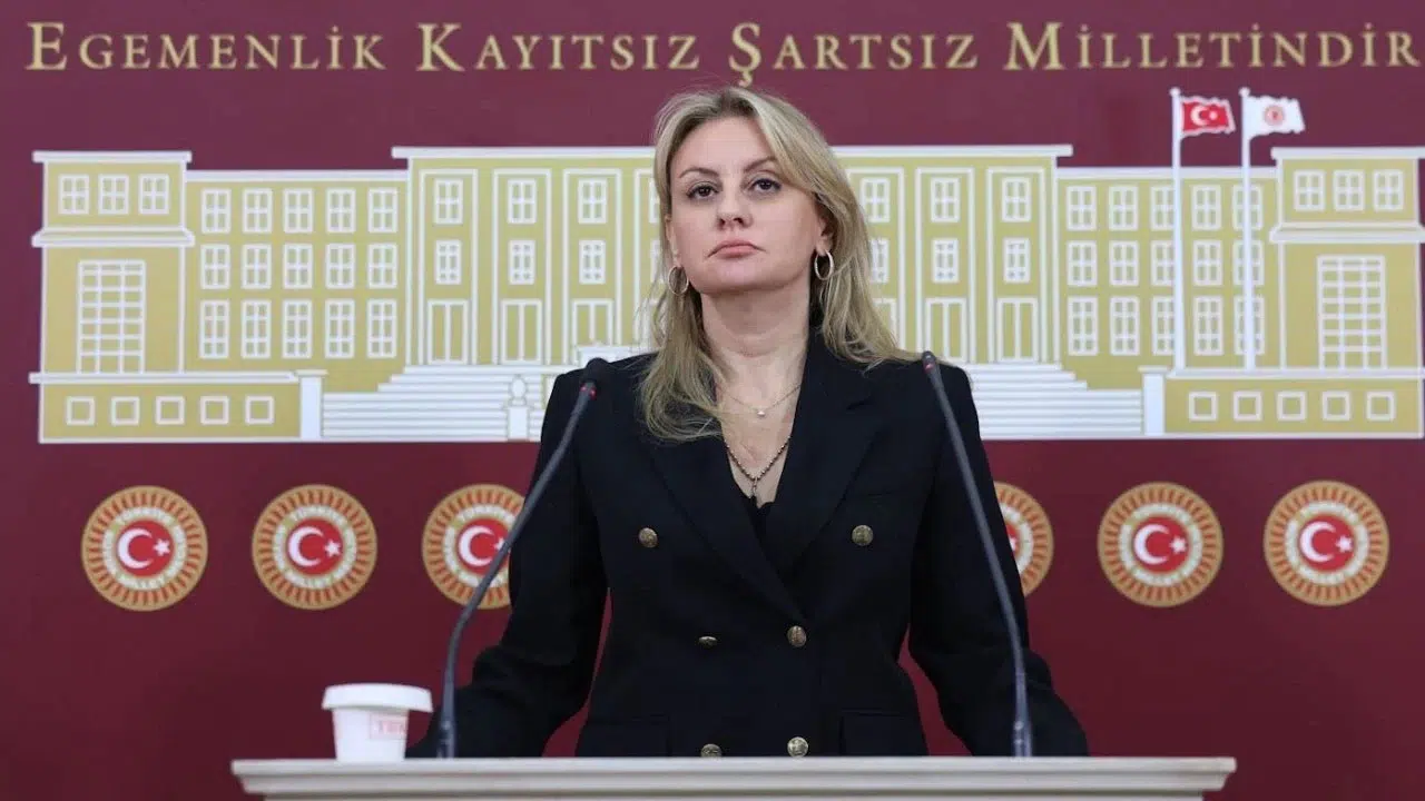 CHP'li Ösen: Üniversite maliyetleri alarm veriyor, Öğrenciler hayatta kalmakta zorlanıyor!