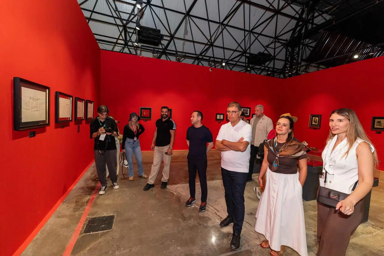 İzmir Büyükşehir Belediye Başkanı Cemil Tugay: İzmir çok iyi şeyleri hak eden insanların şehri