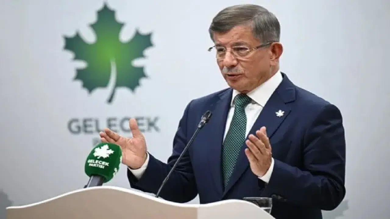 Ahmet Davutoğlu'ndan Rubio'ya Sert Tepki: Küstahlığınızla her gün insanlık vicdanınızdan kopuyorsunuz
