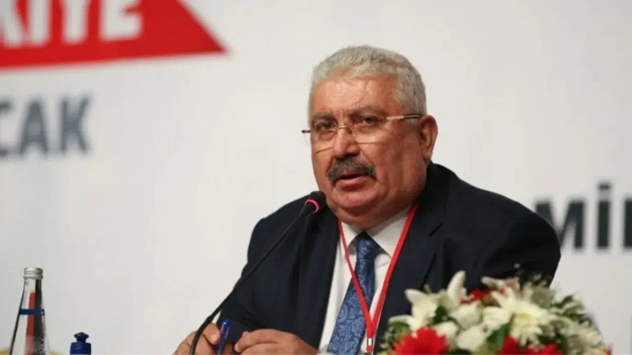 MHP: CHP, Atatürk'ün aydınlık yolundan uzaklaşarak anarşizmin ve yalanın karanlık dehlizlerine saptı