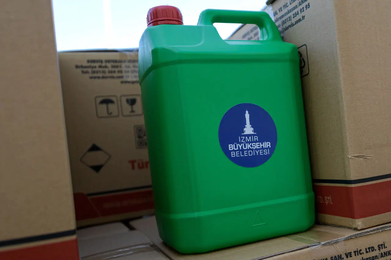 İzmir Büyükşehir Belediyesi, 2025-2026 dönemi için okullara hijyen seti dağıtımına  devam ediyor