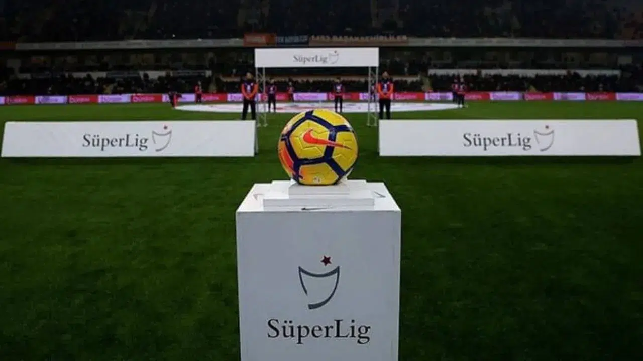 Trendyol Süper Lig'de bu akşam 3 müsabaka heyecanı yaşanacak!