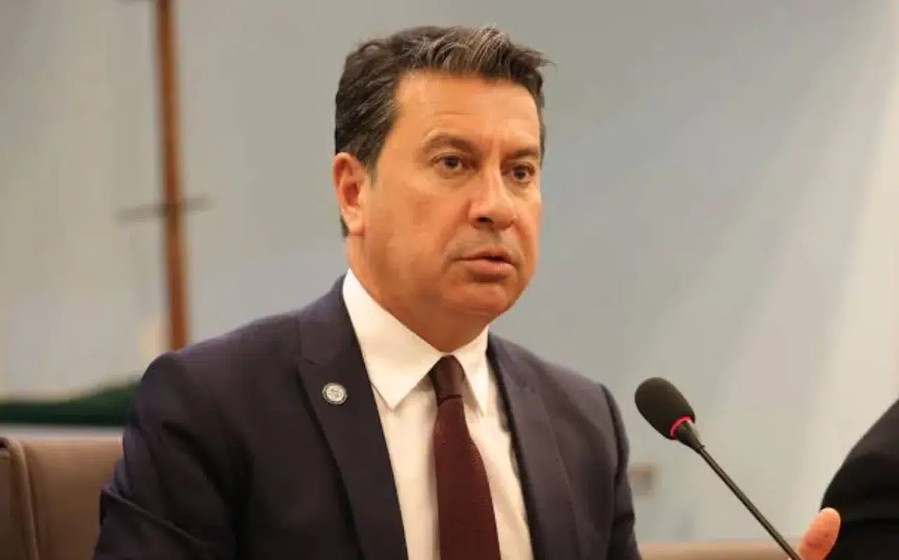 Akbelen'de Zeytin Ağaçlarının Sökümüne Ahmet Aras'tan Tepki: Muğla'mızı talan etmeye soyunanlara boyun eğmeyeceğiz