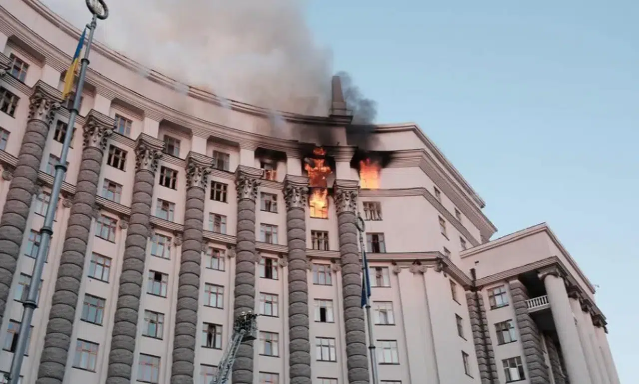 Ukrayna'nın Başkenti Kiev'e Rusya'nın düzenlediği saldırılarda 2 kişi hayatını kaybetti