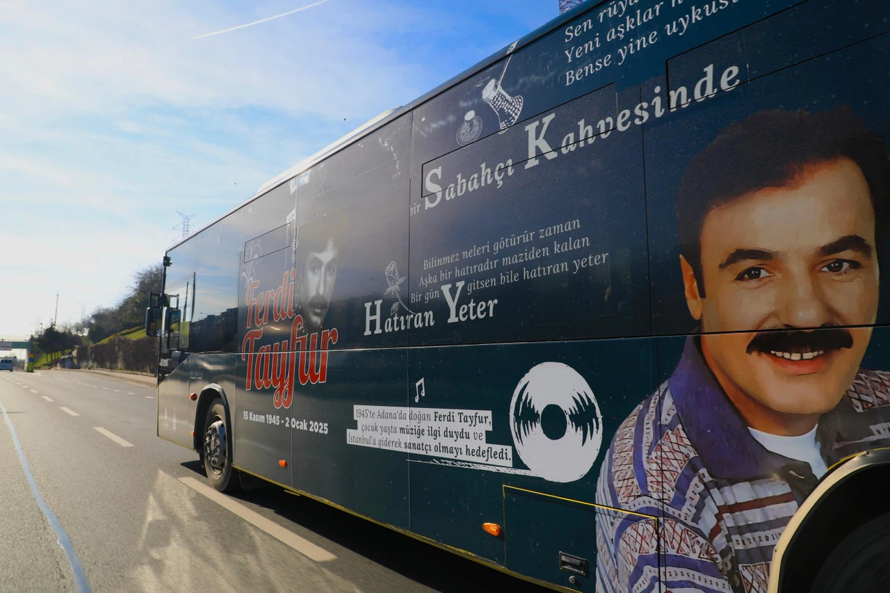 İETT’den Ferdi Tayfur'a özel otobüs ve tramvay