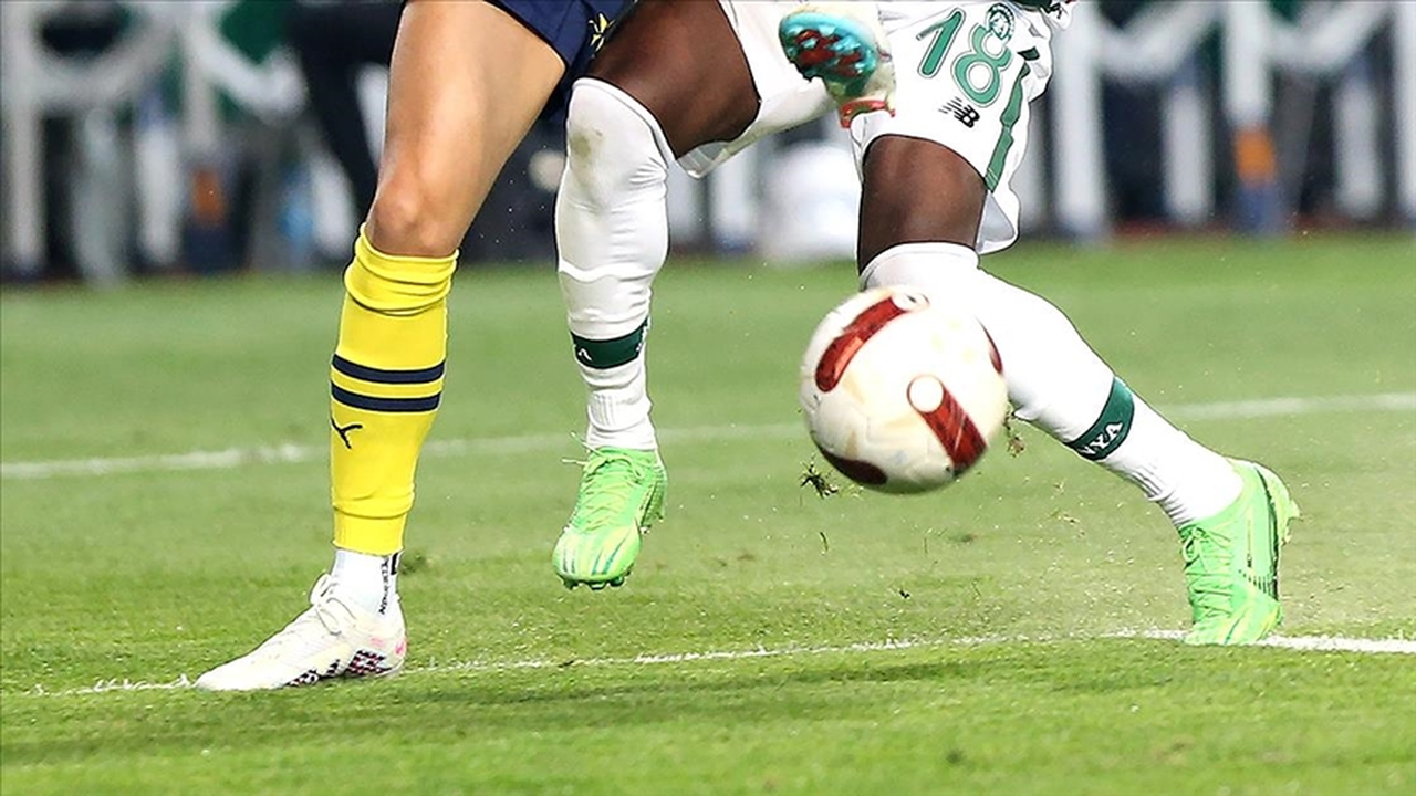 Konyaspor - Fenerbahçe maçı ne zaman, saat kaçta? Muhtemel 11'ler