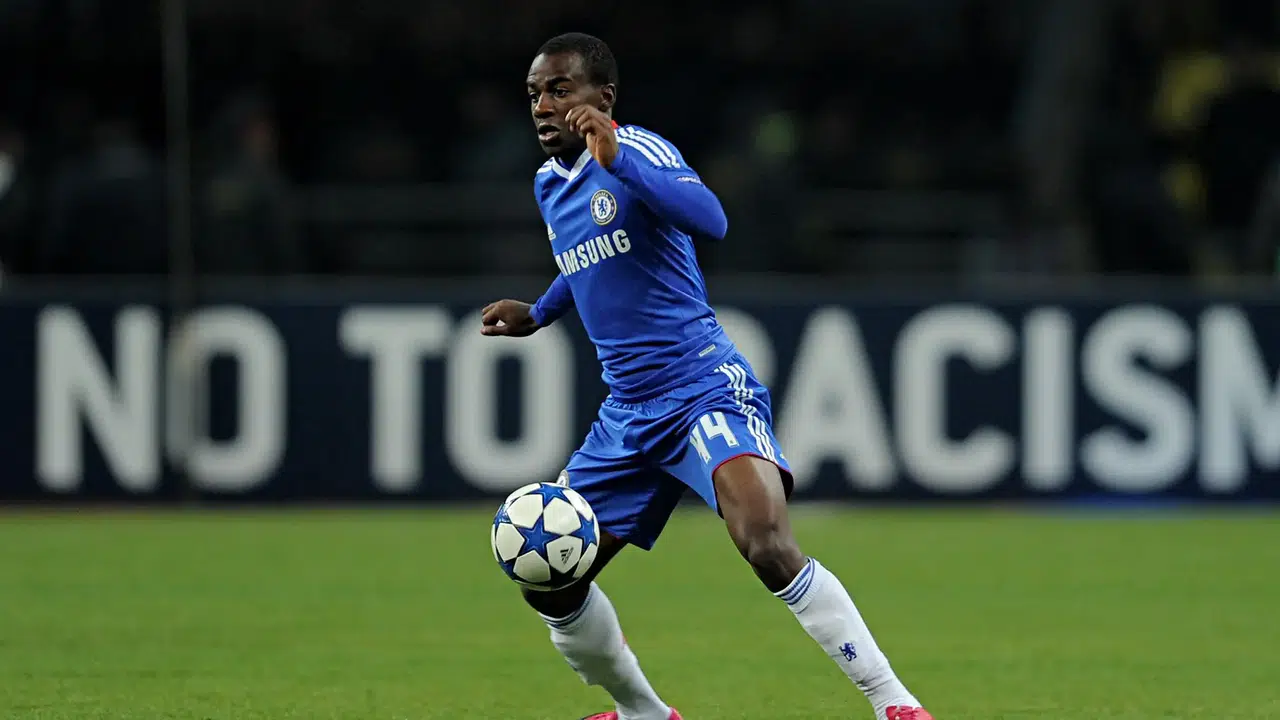 Bir dönem Chelsea'nin formasınıda giyen Gael Kakuta, Sakaryaspor'a transfer oldu