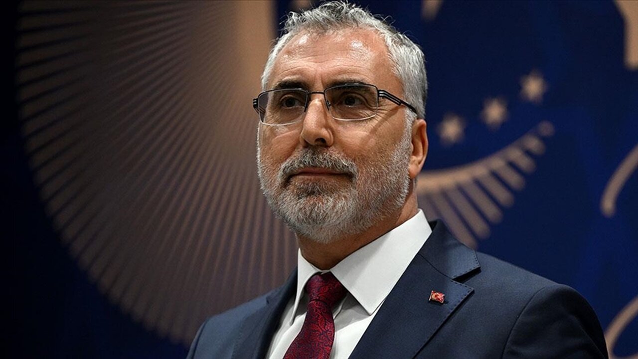 Bakan Işıkhan: İstihdam 501 Bin Kişi Arttı, İşsizlik Azalmaya Devam Ediyor