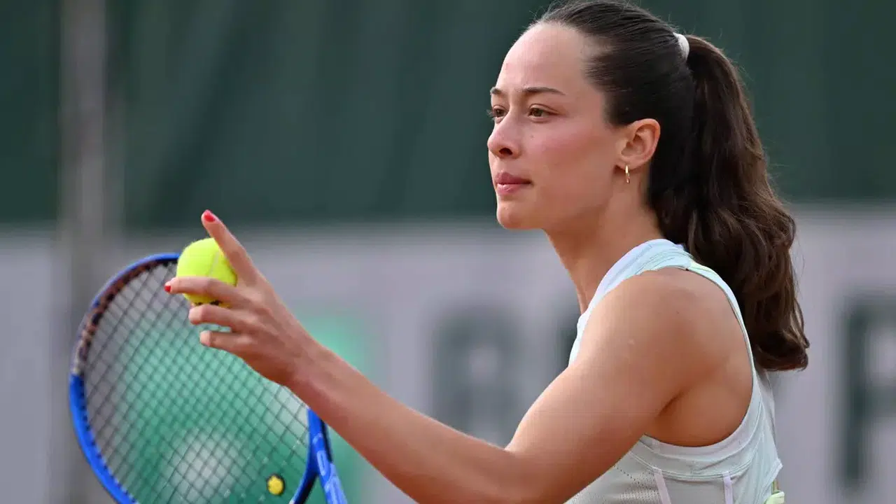 Milli Tenisçimiz Zeynep Sönmez: Kendini siyasal bir lider olarak görenlerin her söylediğini kabul etmek zorunda değilim