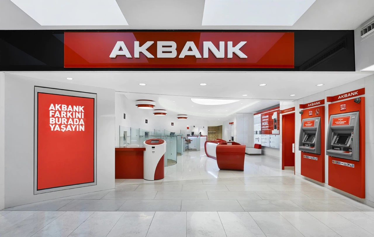 Akbank cebinde kart olanlara uyarı verdi, 75000 TL ödeme verileceği açıklandı