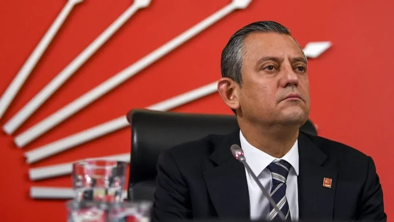 Özgür Özel’e Tebrik Mesajları Sürüyor: İnce ve Baş’tan Kutlama