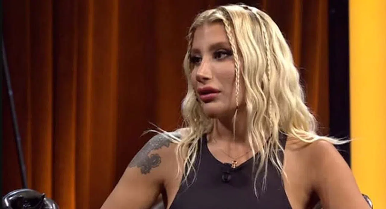 İrem Derici’den AKP’li Müdüre Dava: “Hakaretin Karşılığı Olmalı”