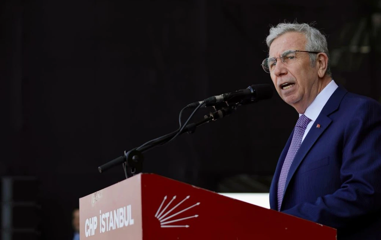 Mansur Yavaş: “23 Nisan Geçmişe Minnet, Geleceğe Sözümüzdür”