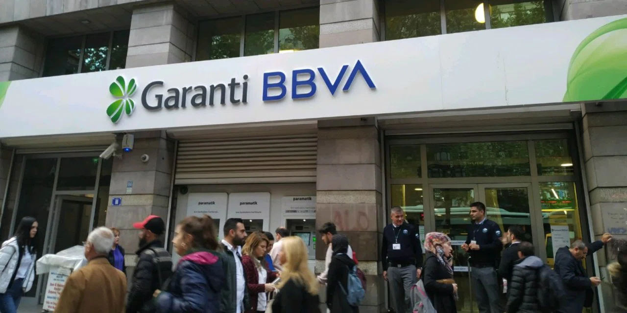 Garanti BBVA Nisan ve Mayıs ayında emeklilere 250.000 TL ödeyeceğini açıkladı
