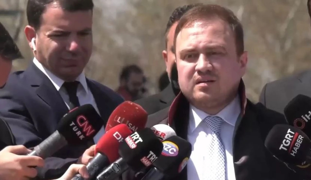 CHP Kurultay Davasında İlk Duruşma: Mahkeme Erteledi, Yeni Dava Yolda