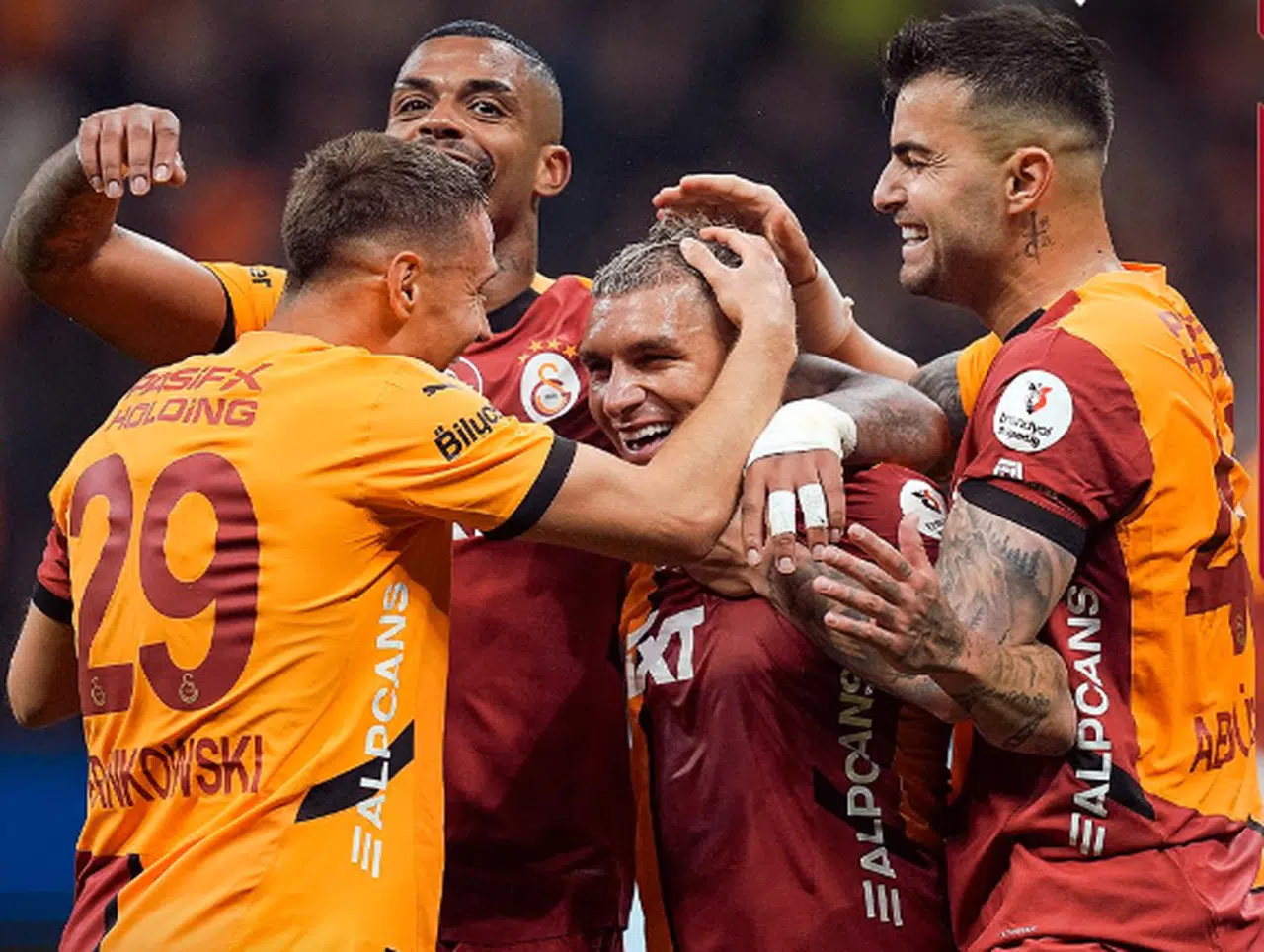 Bodrum FK'yı 2-0 yenen Galatasaray, Fenerbahçe ile puan farkını 6'ya çıkardı