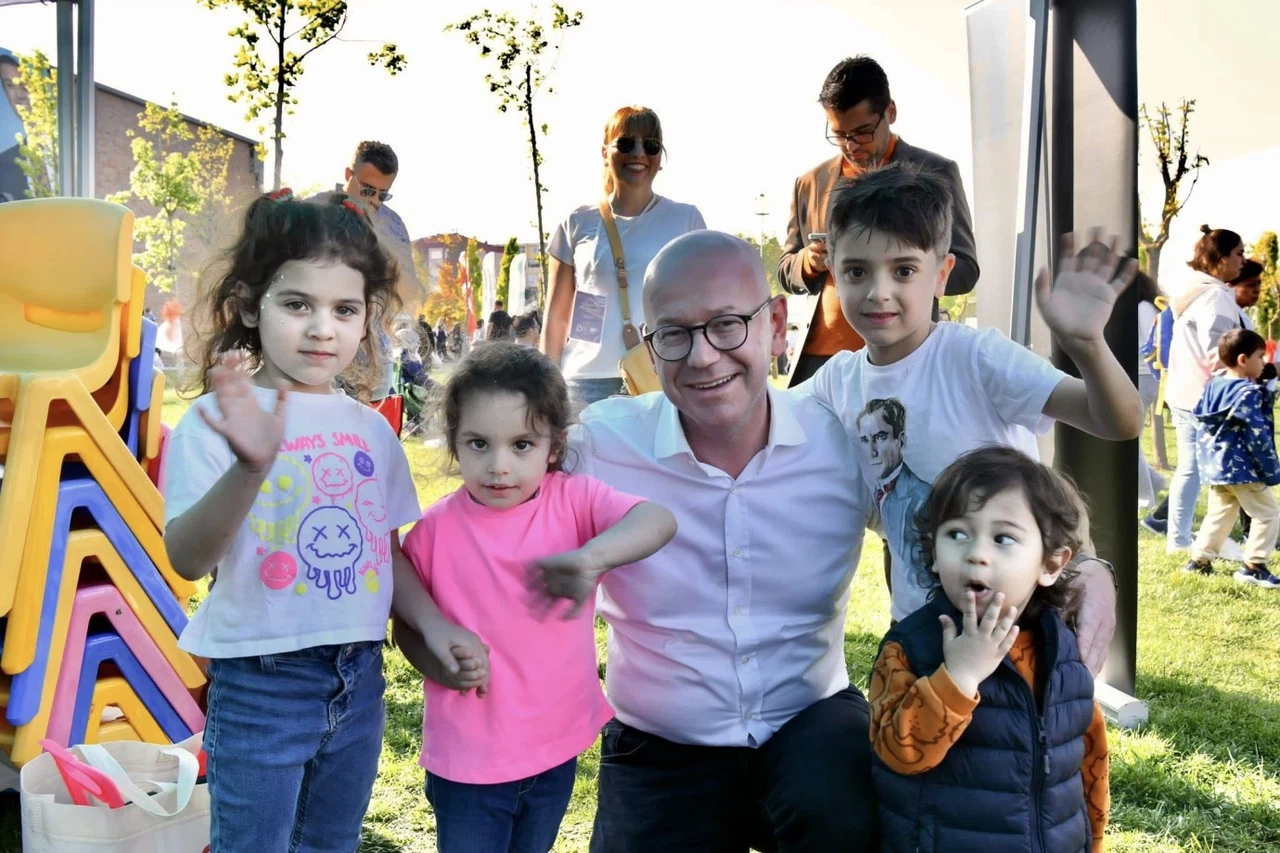 CHP’li Sarı’dan 23 Nisan Mesajı: “Egemenlik Kayıtsız Şartsız Milletindir”