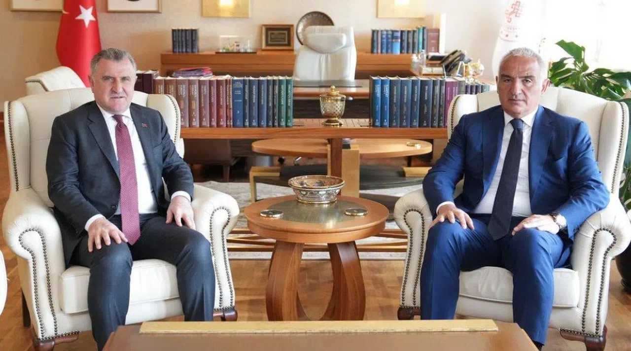 Ersoy ve Bak’tan Gençler İçin Kültür-Spor İş Birliği Vurgusu