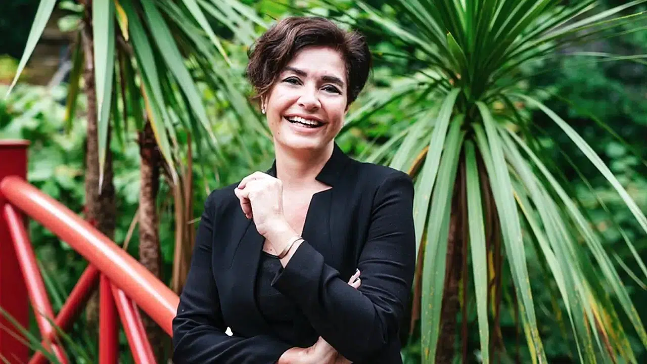 Özlem Gürses’e 1 Yıl 3 Ay Hapis Cezası: “Bu Karara İtiraz Edeceğiz”