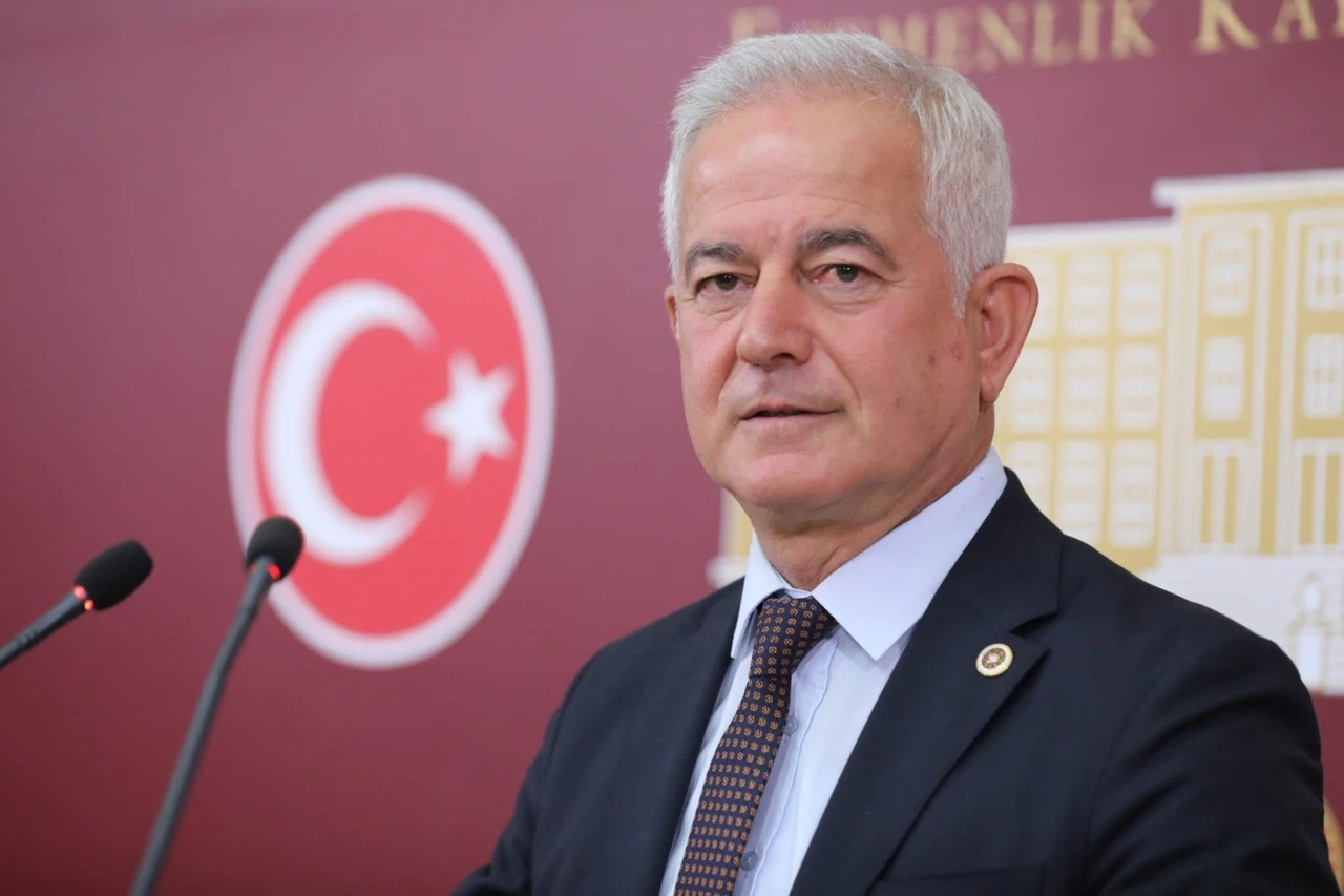 CHP’li Güneşhan’dan TBMM’ye Çağrı: Kulüplerin Borç Krizi Araştırılsın