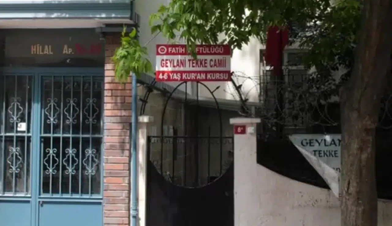 5 Yaşındaki Kızına Kursta Şiddet İddiası: "Boğazında İp İzleri Vardı"