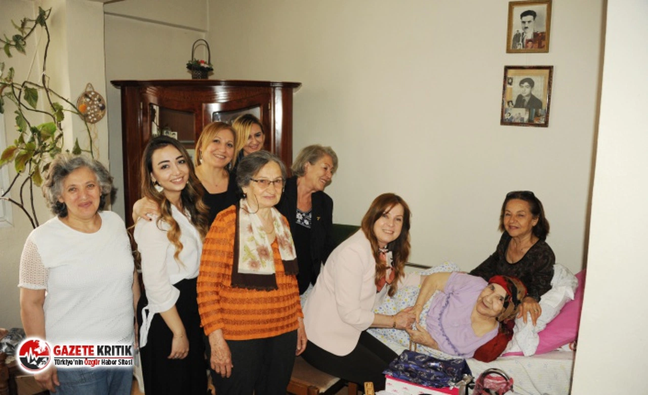 Başkan Çalkaya en yaşlı annelere gitti