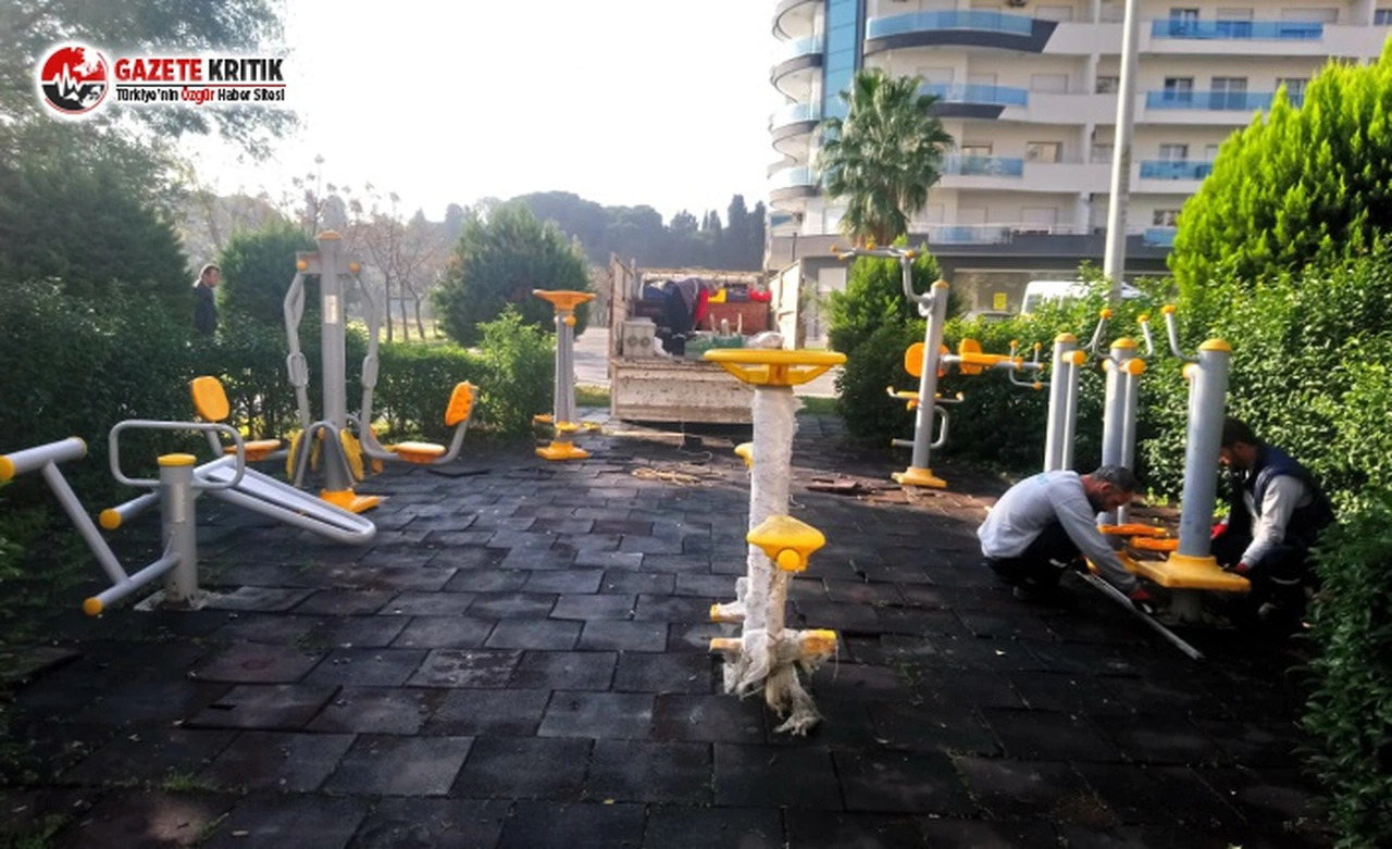 Bayraklı'da Parklar Yenileniyor, Yeşil Alanlar Düzenleniyor